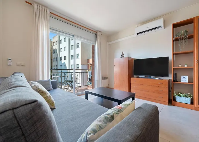 Clauhomes Centro 레우스